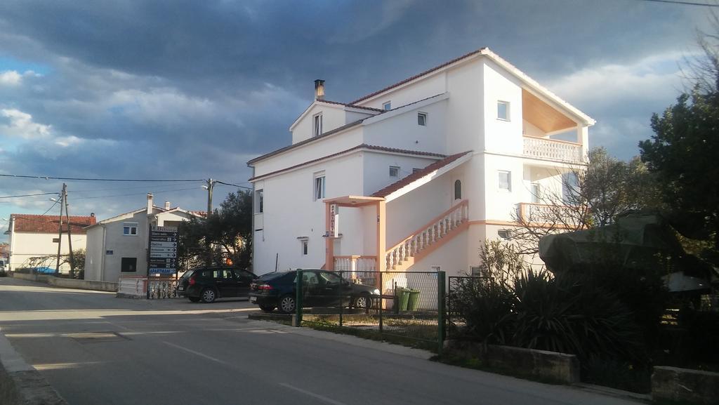 Apartments Mira Bibinje Exterior photo